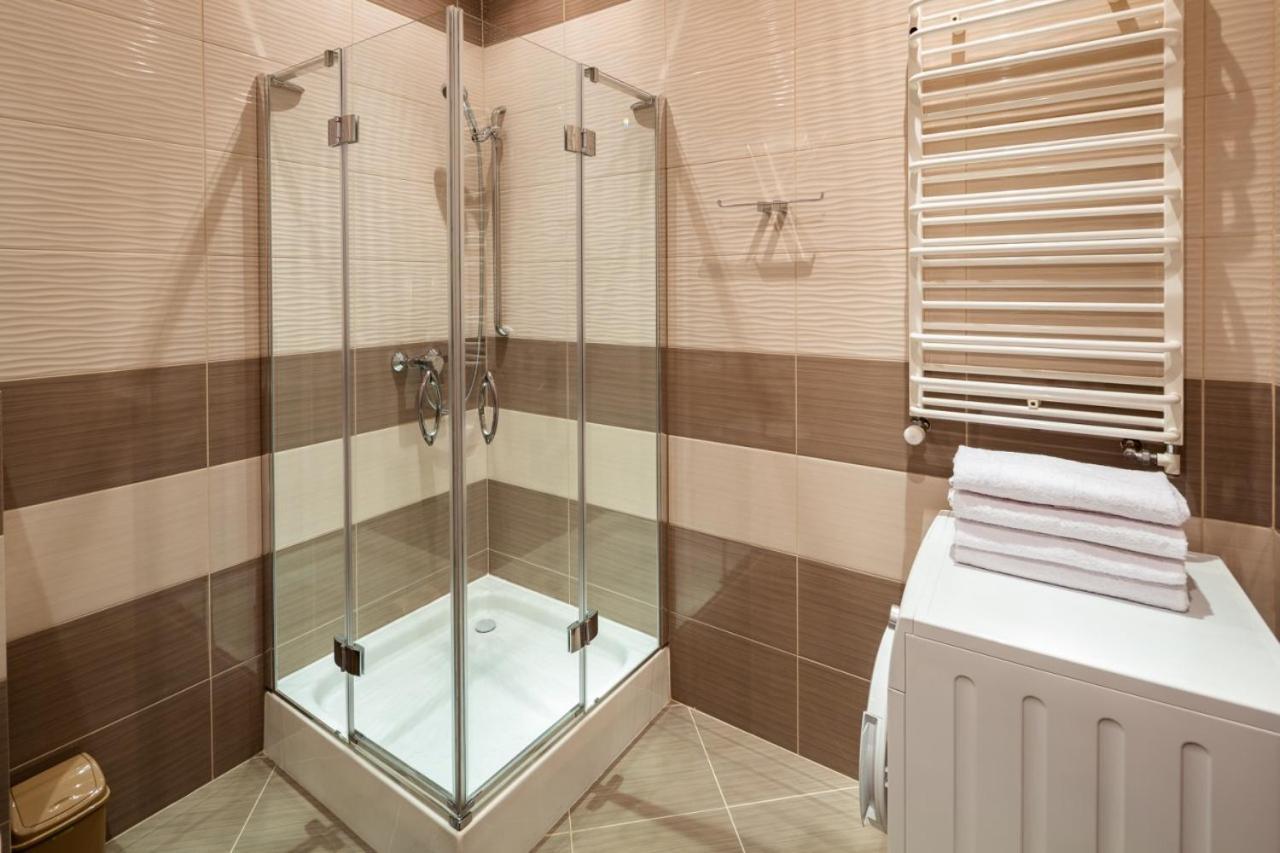 Alfa Apartments Svobody 31 Lwów Zewnętrze zdjęcie