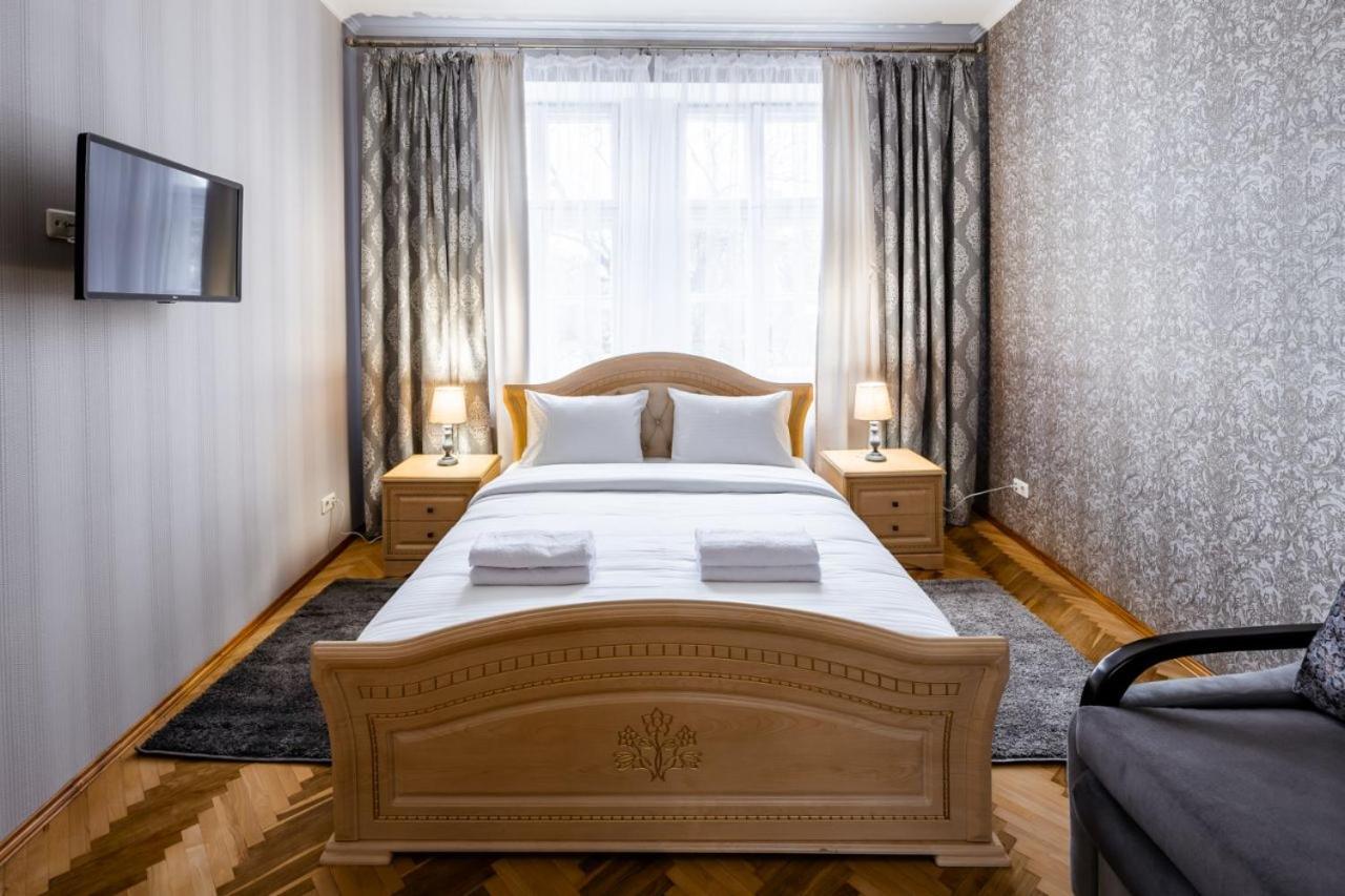 Alfa Apartments Svobody 31 Lwów Zewnętrze zdjęcie
